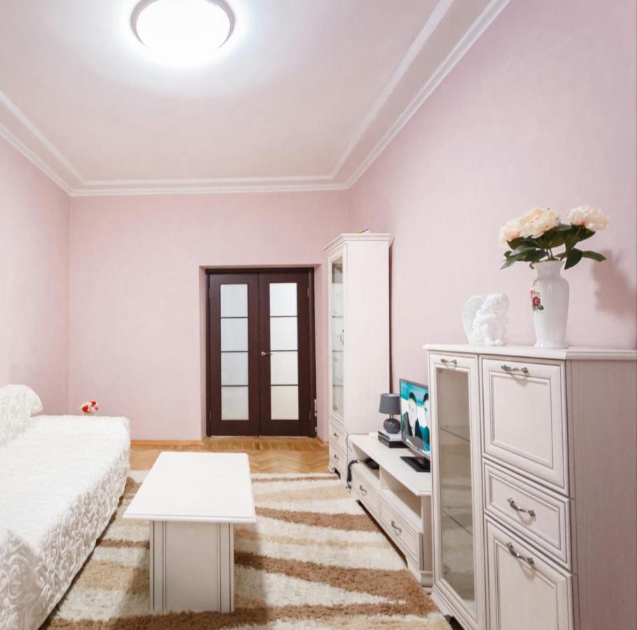 Apartment On Lenina 9 Minsk Luaran gambar