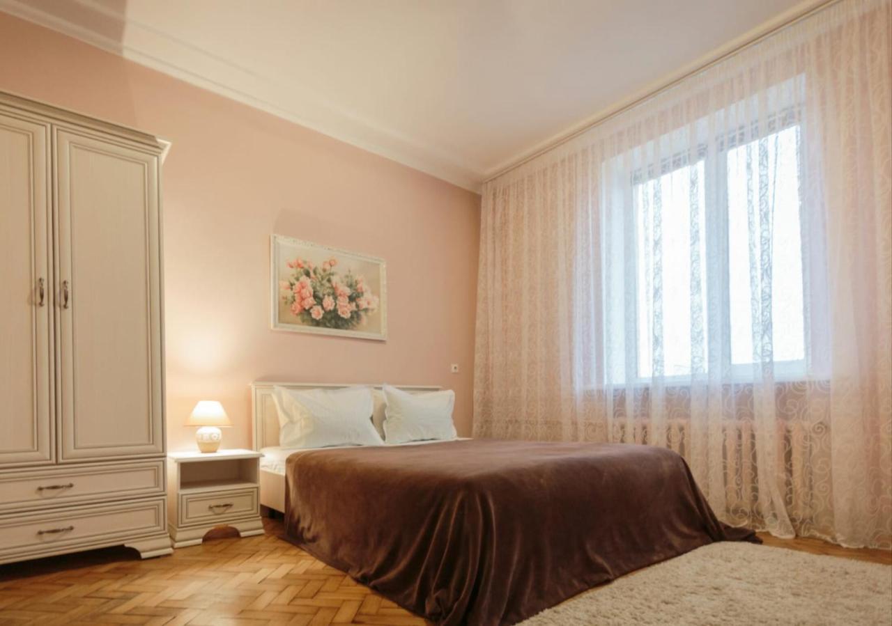 Apartment On Lenina 9 Minsk Luaran gambar