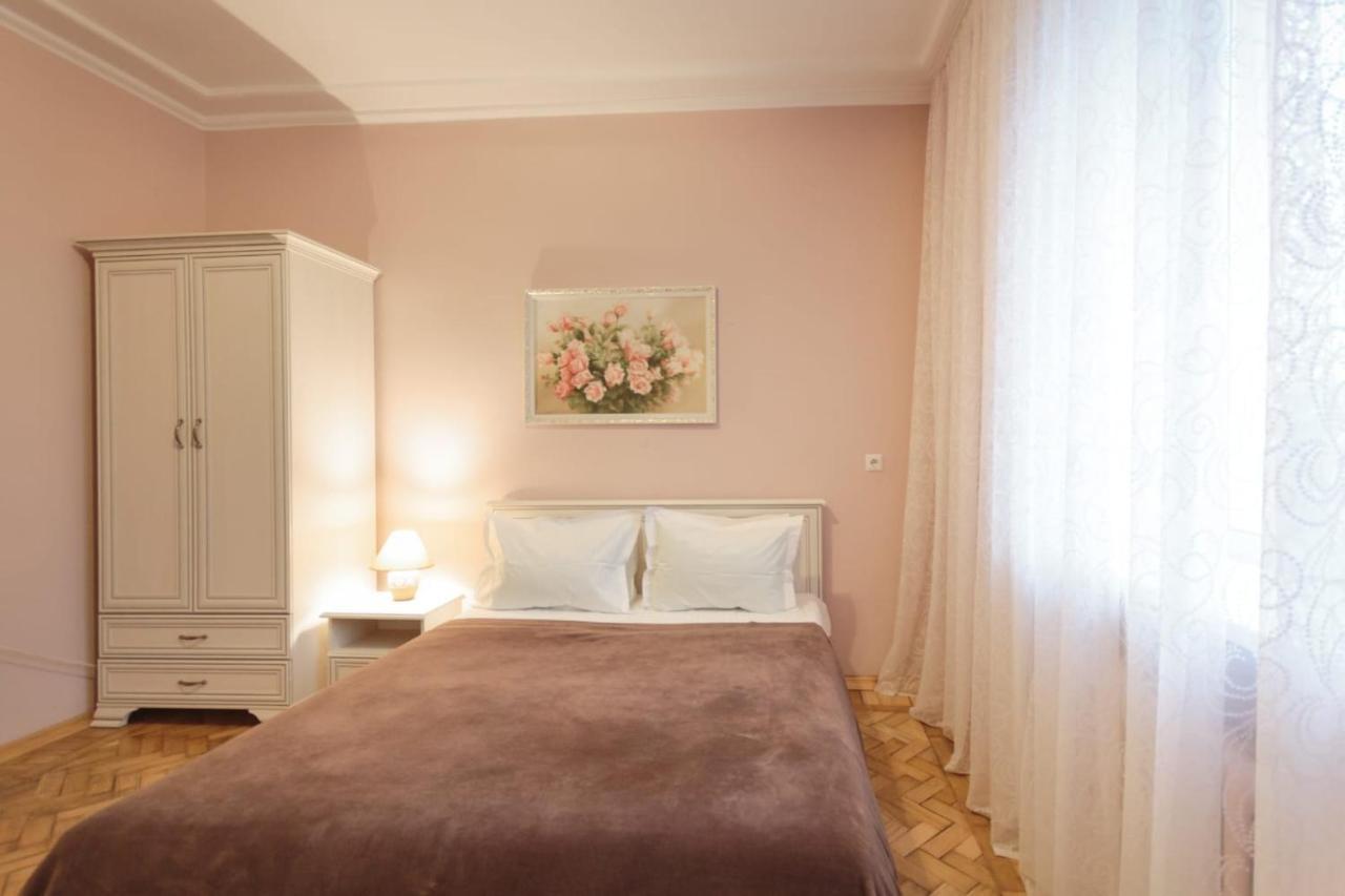 Apartment On Lenina 9 Minsk Luaran gambar